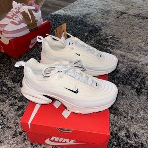 Nike White and Black Air Max Sneakers